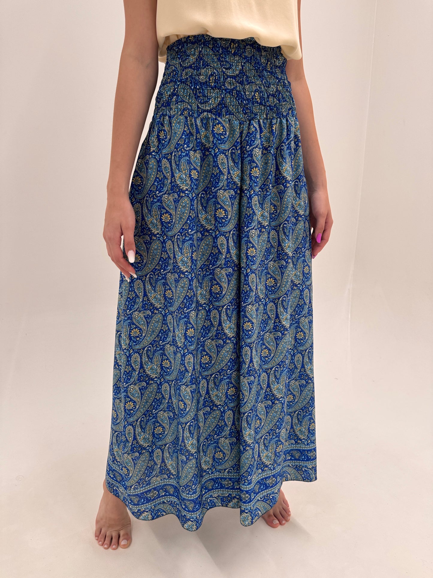 Pantaloni boho palazzo din mătase naturală cu print paisley