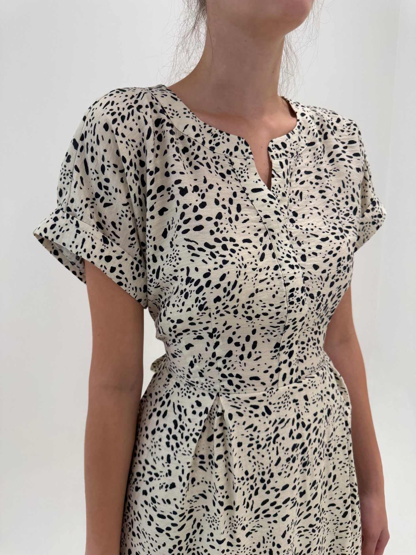 Rochie luxury Vera Wang din panzica cu animal print stricat reglabilă la spate