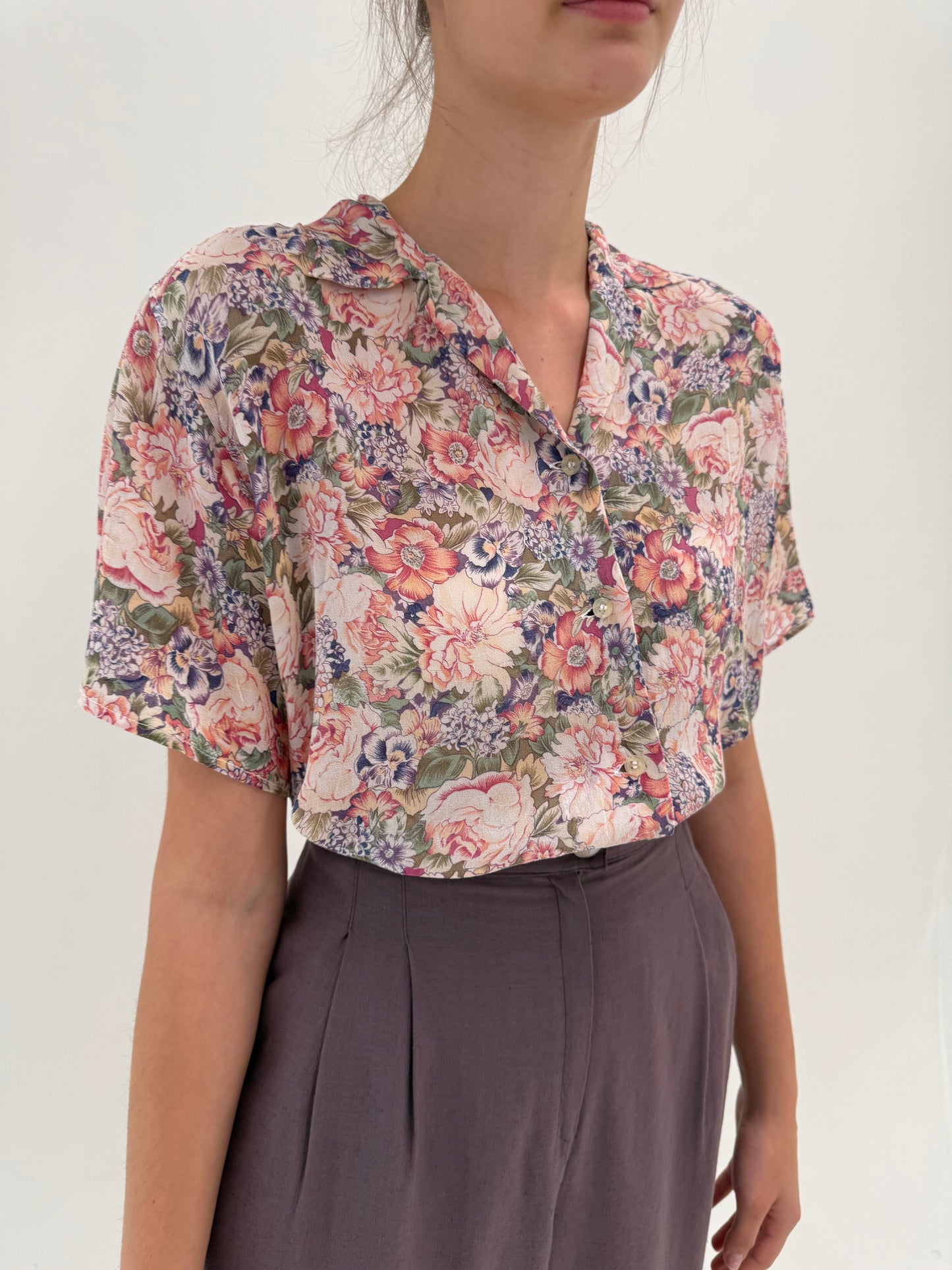 Cămașa cu print floral superb din Georgette de mătase naturală
