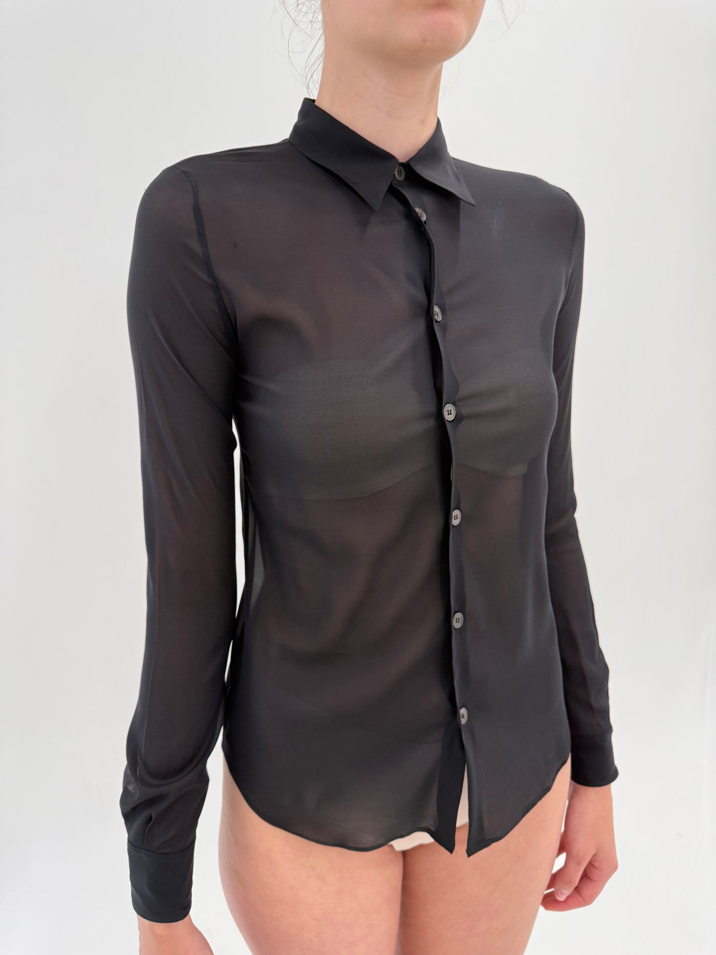 Cămașa neagră din chiffon de mătase naturală
