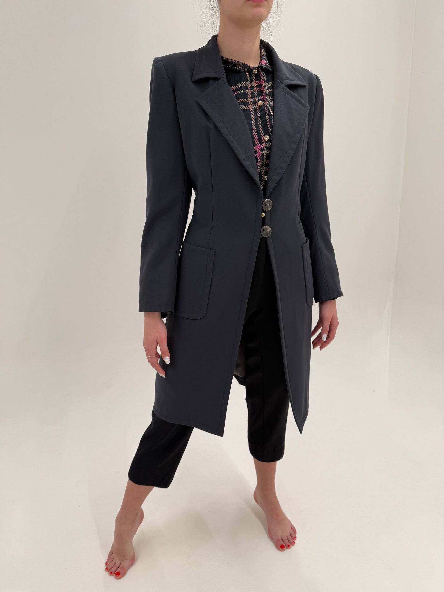 Pardesiu Yves Saint Laurent vintage de primăvară din lână ultra fină
lightweight