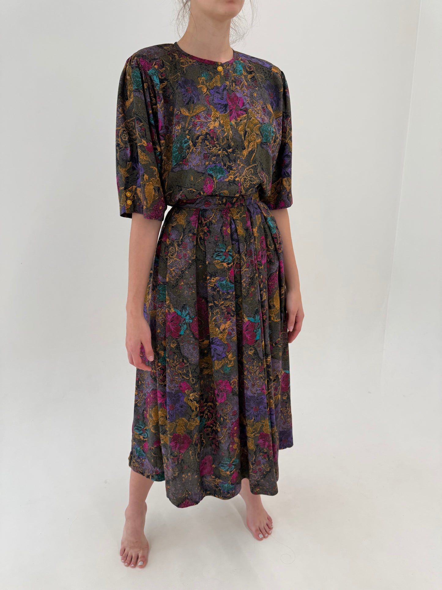 Deux piece vintage super vaporos de vară în culori superbe cu fustă maxi și top oversized