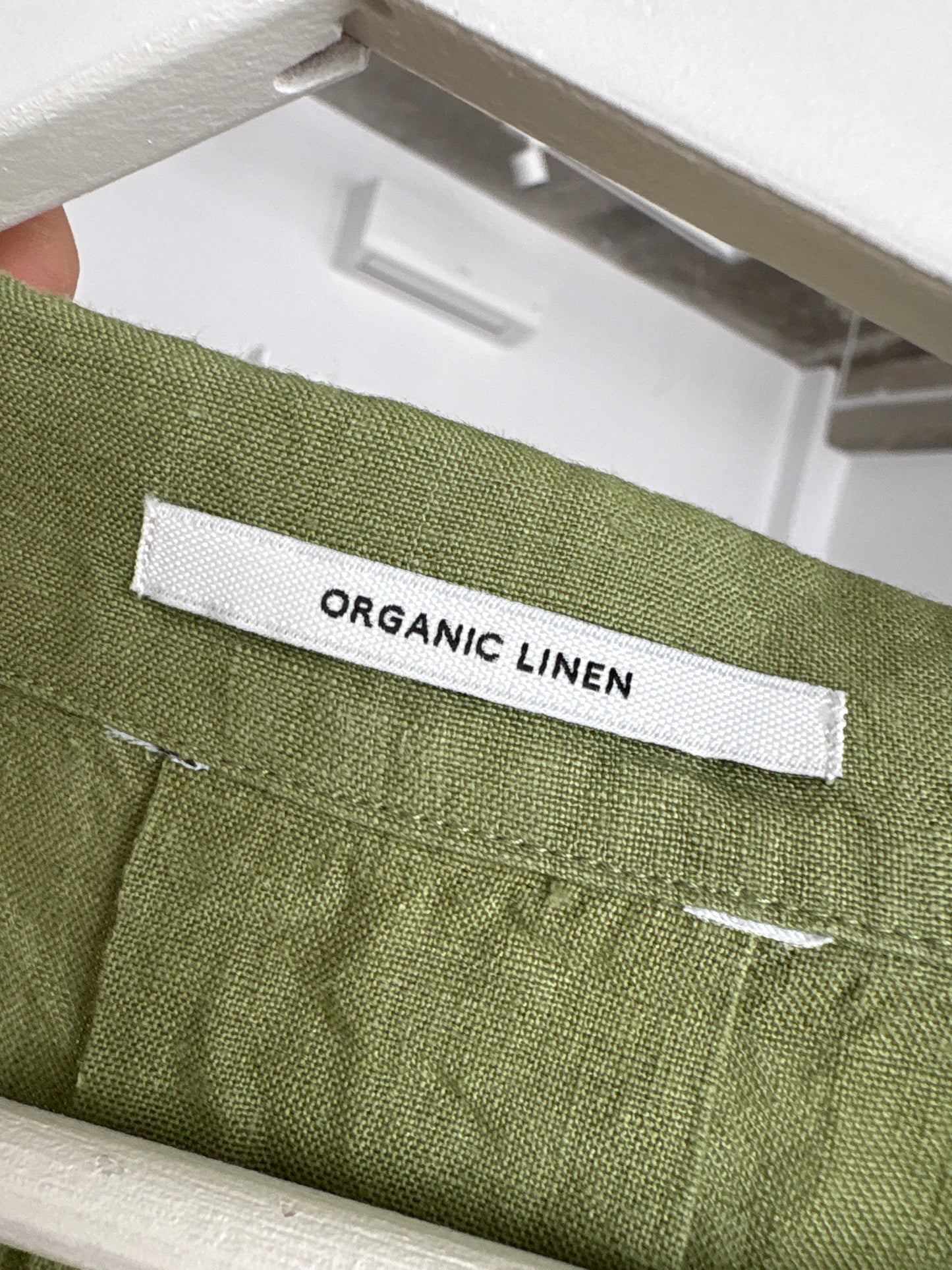 Rochie olive green din in premium organic în croi lejer cu buzunare