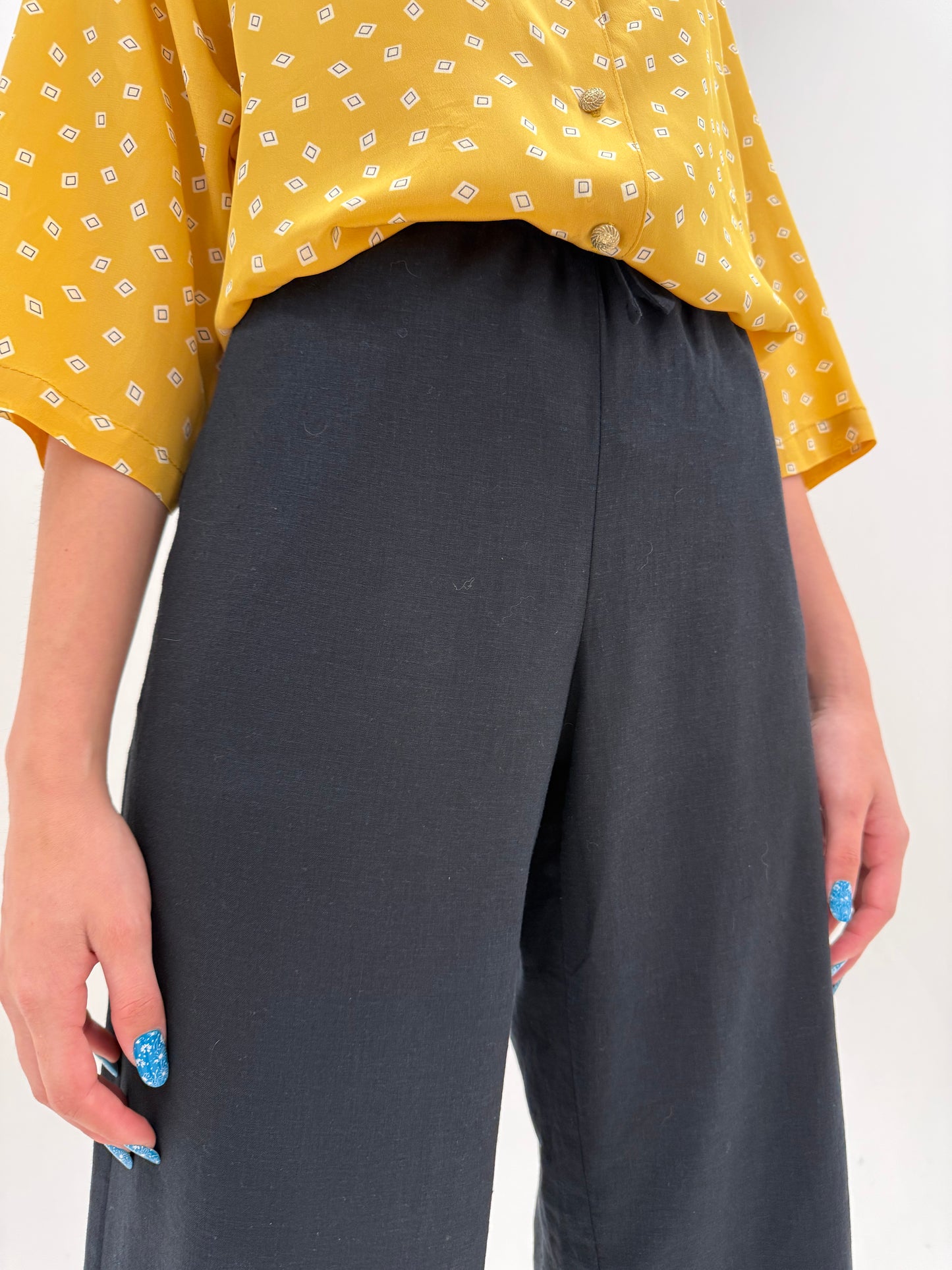 Pantaloni negri din in premium tall in croi drept cu talie elastică