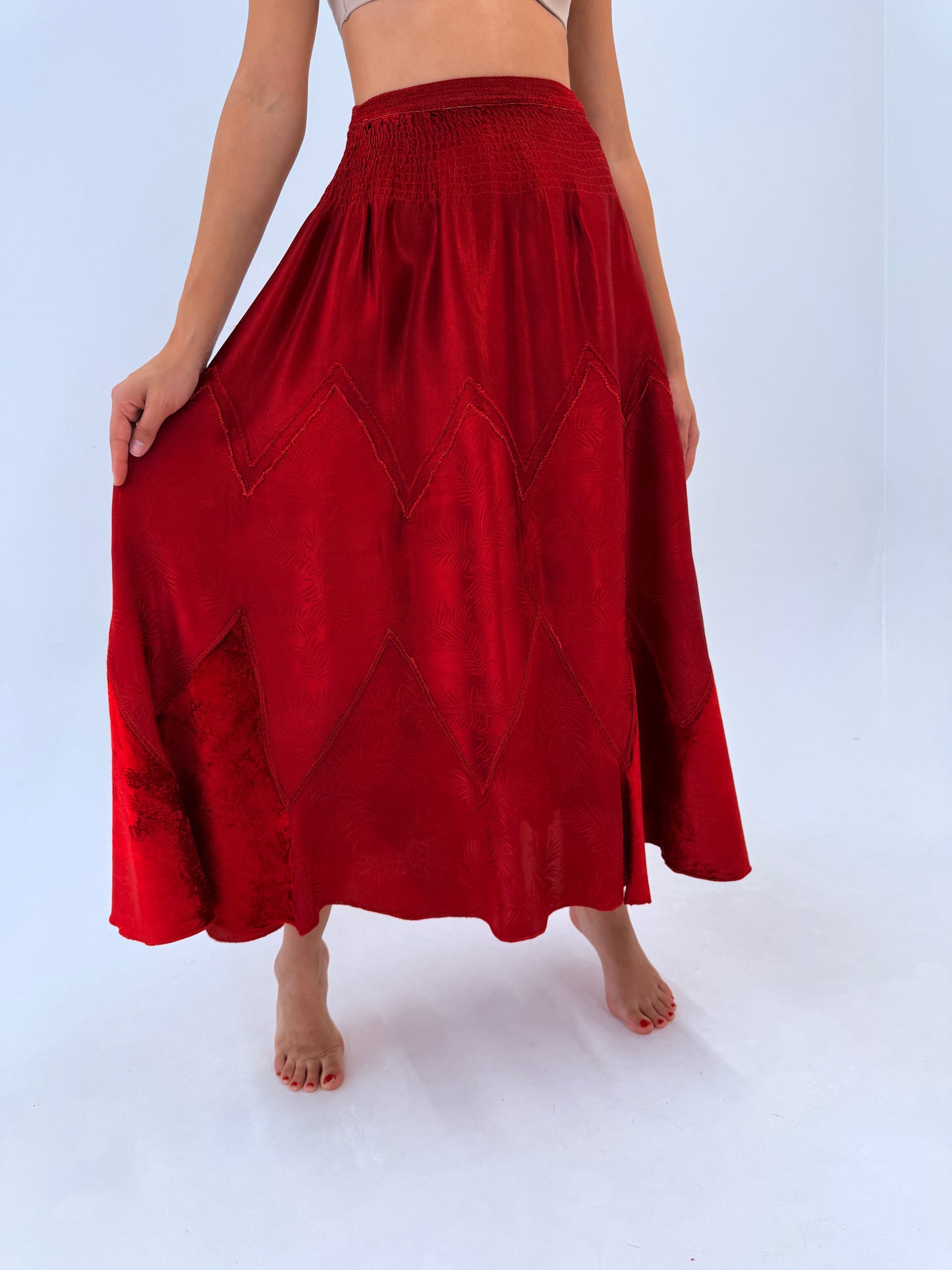 Set vintage cherry red excepțional cu aplicații manuale periuțe