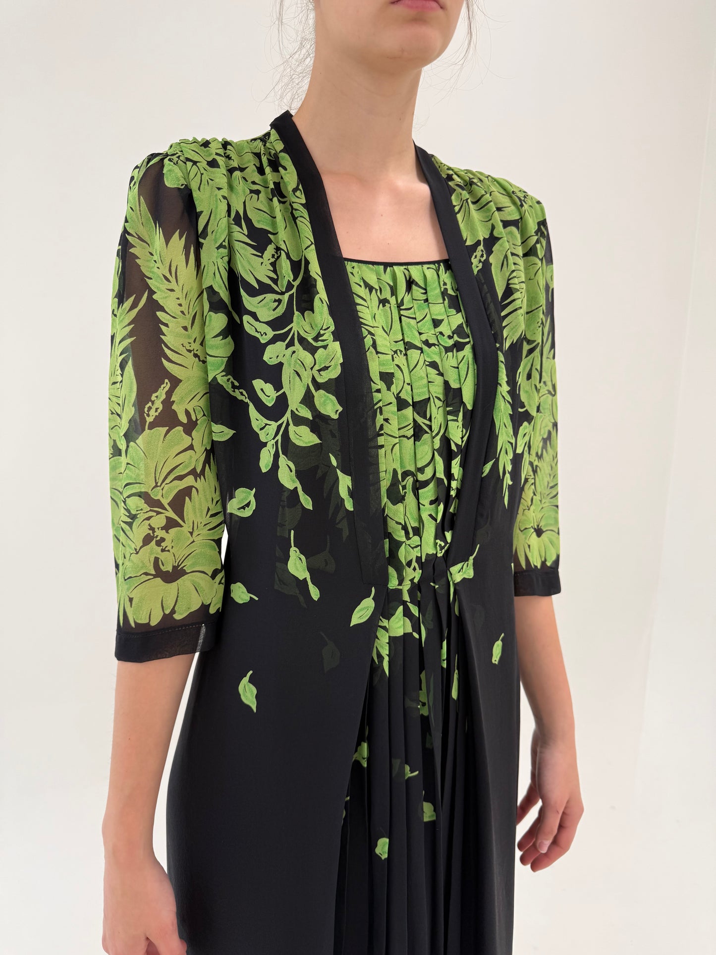Rochie vintage din mătase naturală de la business la cocktail cu print organic
