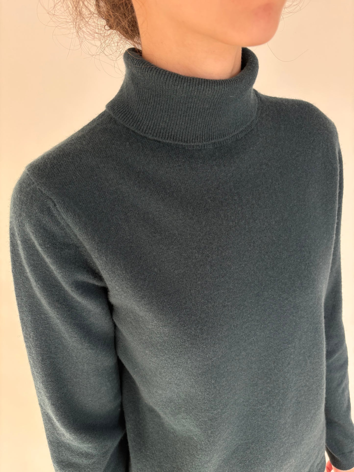 Maleta pune green din lana extrafina de gramaj mare