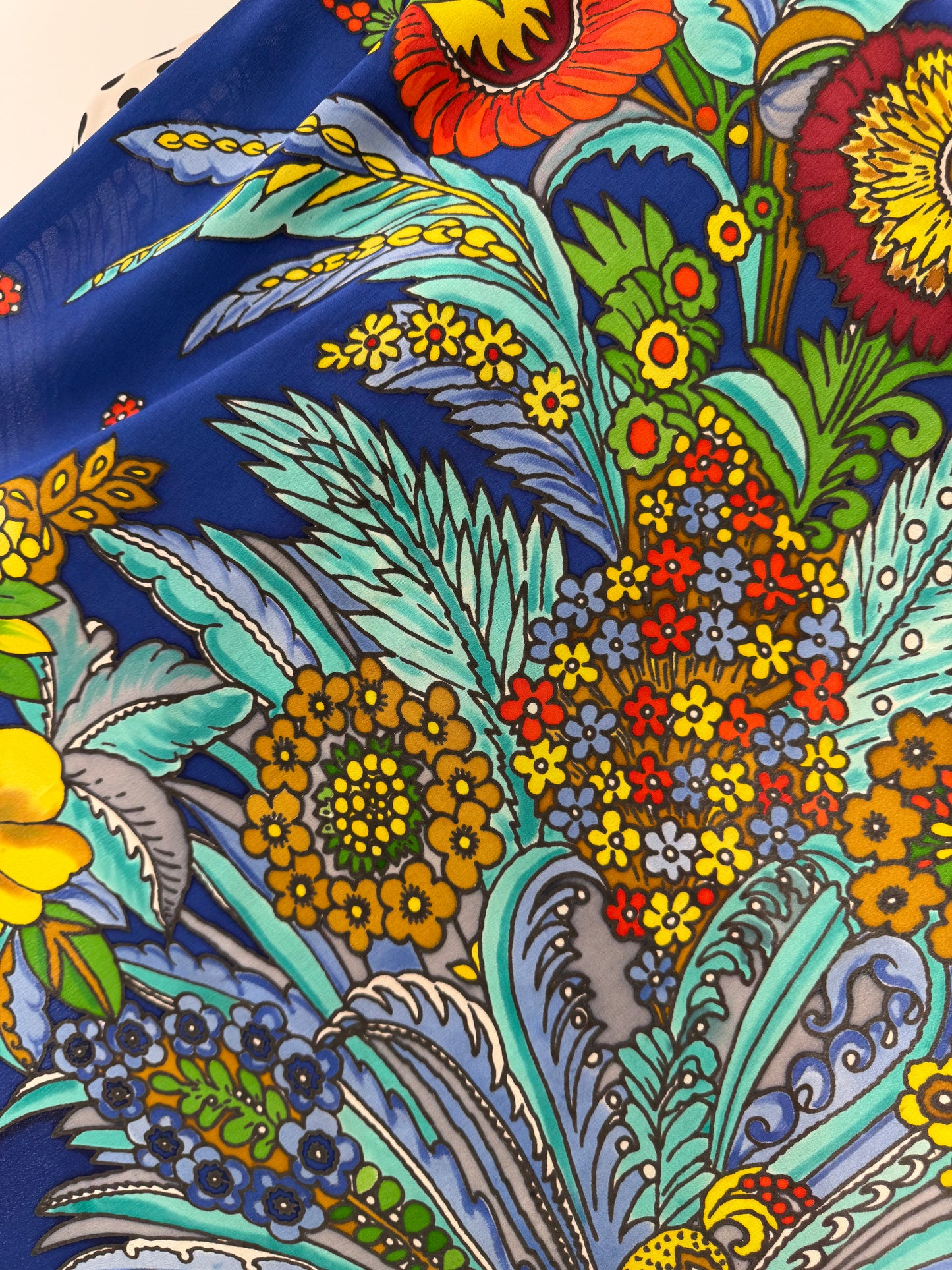 Eșarfă XL cu print superb din mătase naturală