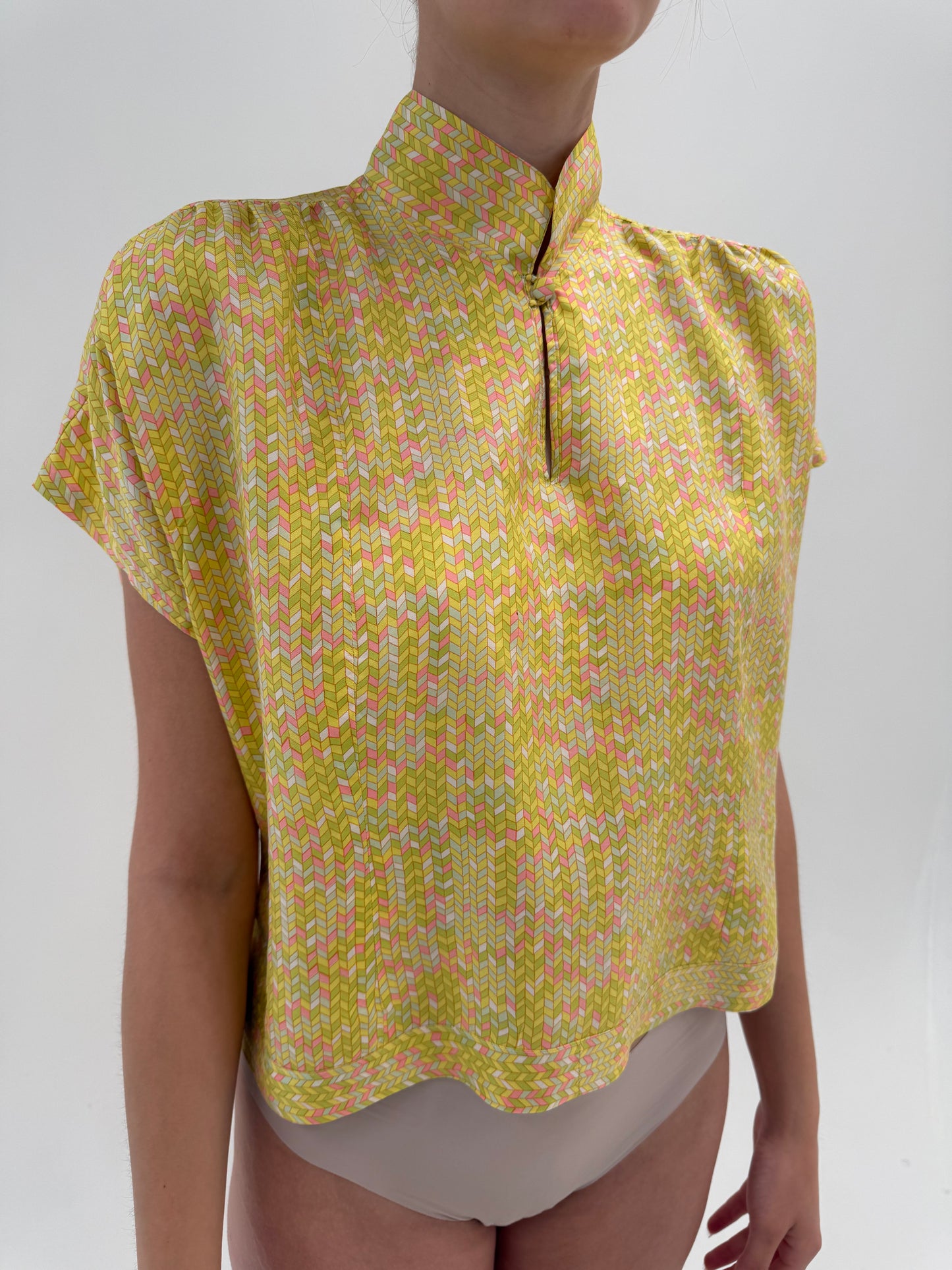 Top old vintage anii 60 din twill de mătase naturală în culori superbe