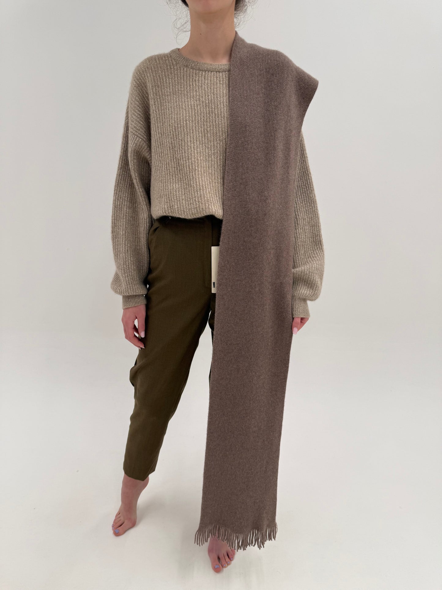 Fular taupe 70% cașmir din tricot gros excepțional și restul lana merino