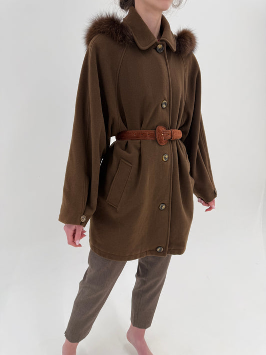 Palton italian din lana și cașmir chocolate brown cu glugă și blană naturală