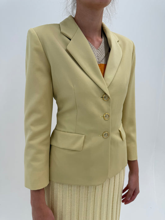 Sacou petite cambrat italian din lana extrafina virgină butter yellow