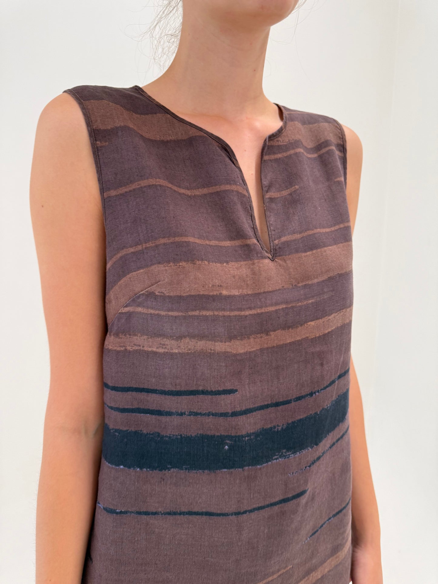 Rochie Max Mara maxi din in pur în croi minimalist dark chocolate brown