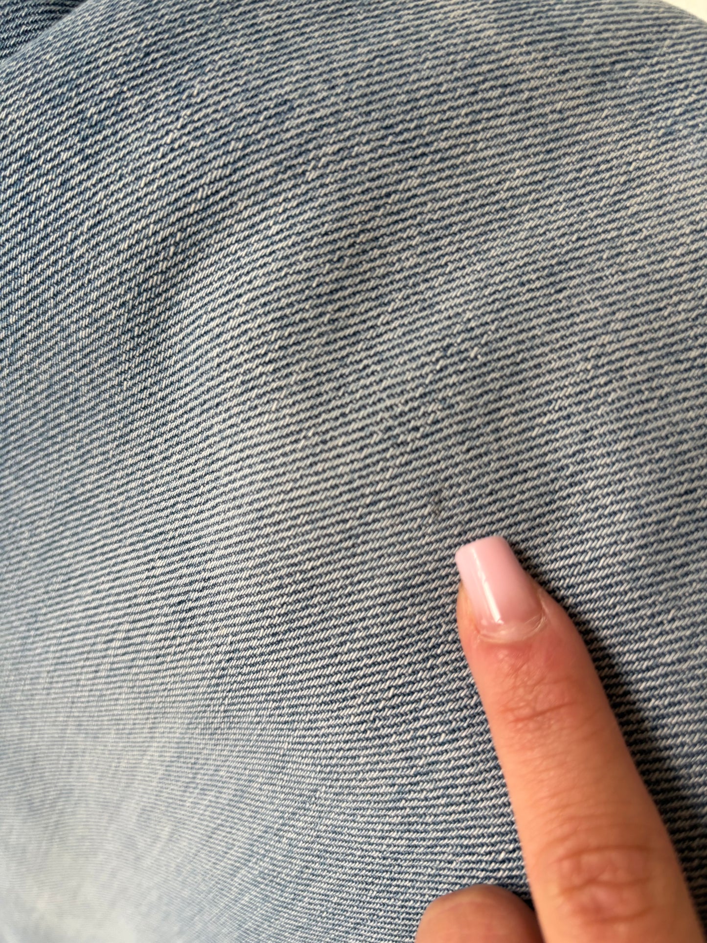 Jeans tall Levi’s plin tall clasic wash evazati cu talie ultra  înaltă