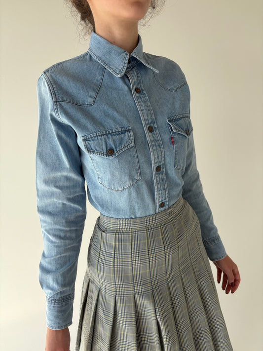 Cămașa vintage Levi’s din jeans moale