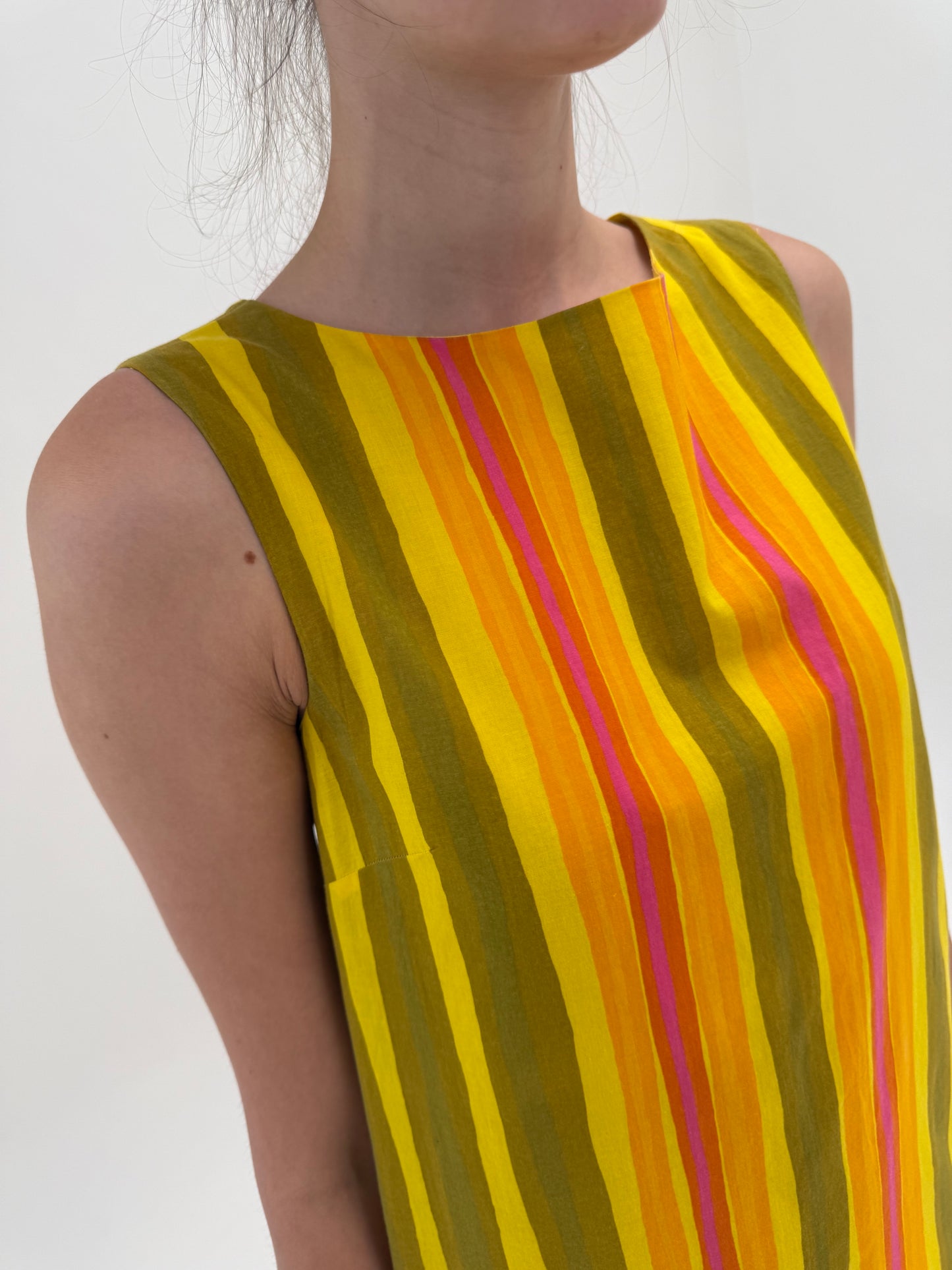 Rochie de brand luxury finlandez Marimekko din cea mai fină panzica de bumbac