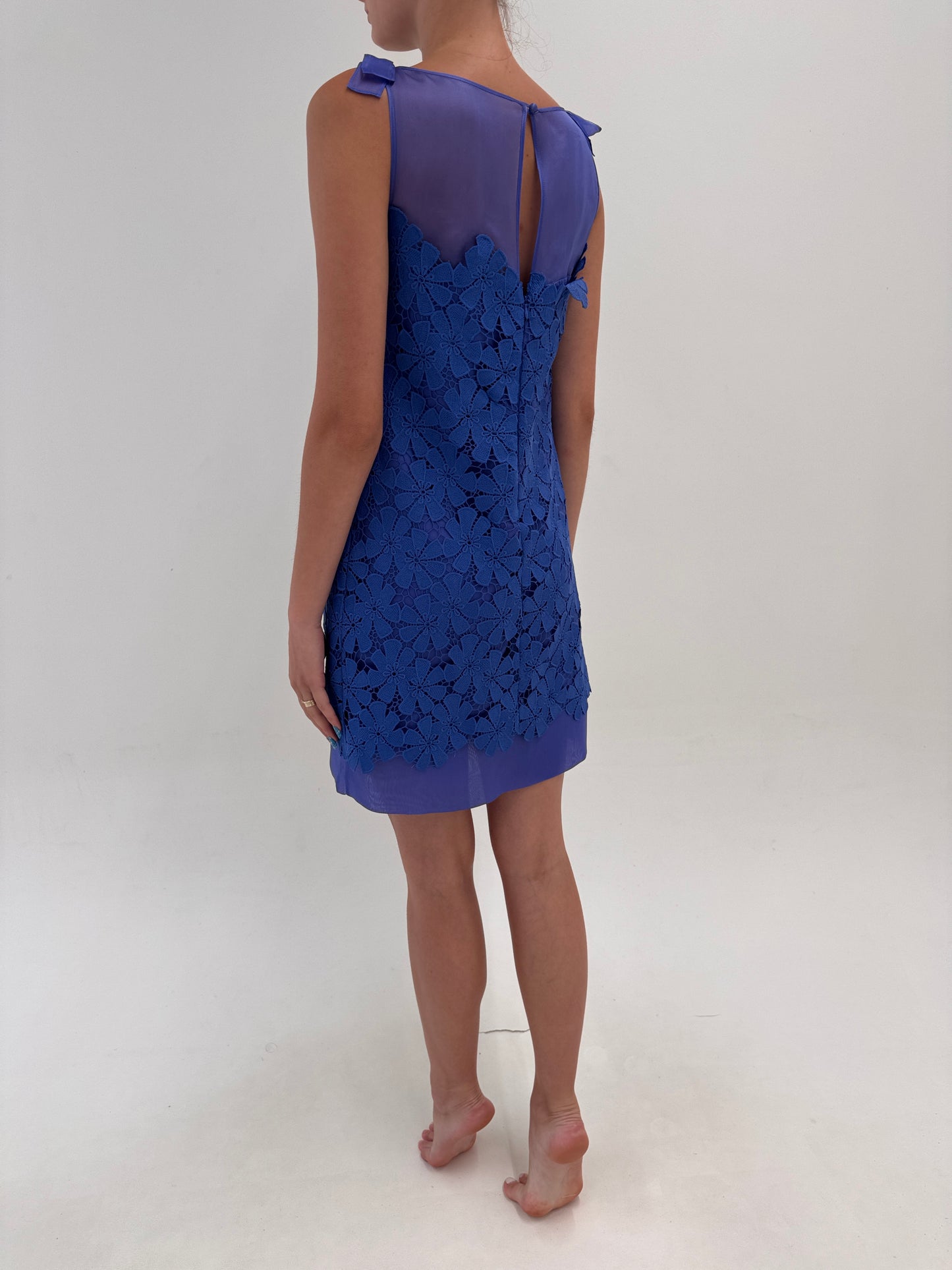 Rochie luxury Luisa Spagnoli pe bază de organza de mătase naturală cu dantelă macrame