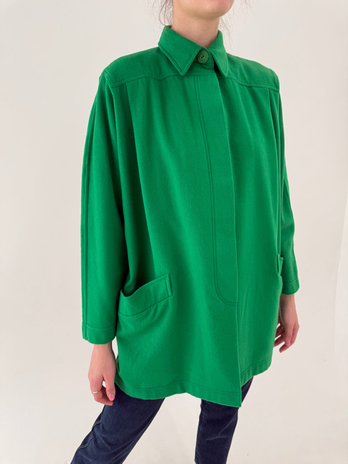 Jacheta Missoni verde tare în croi drapat revenit în trend din lanita extrafina