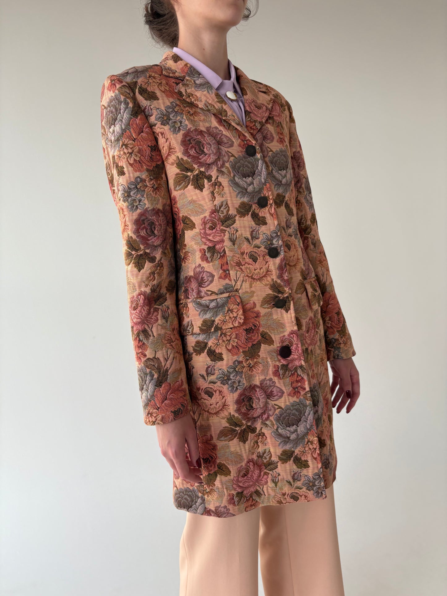 Pardesiu vintage din brocart peach nude cu print superb texturat