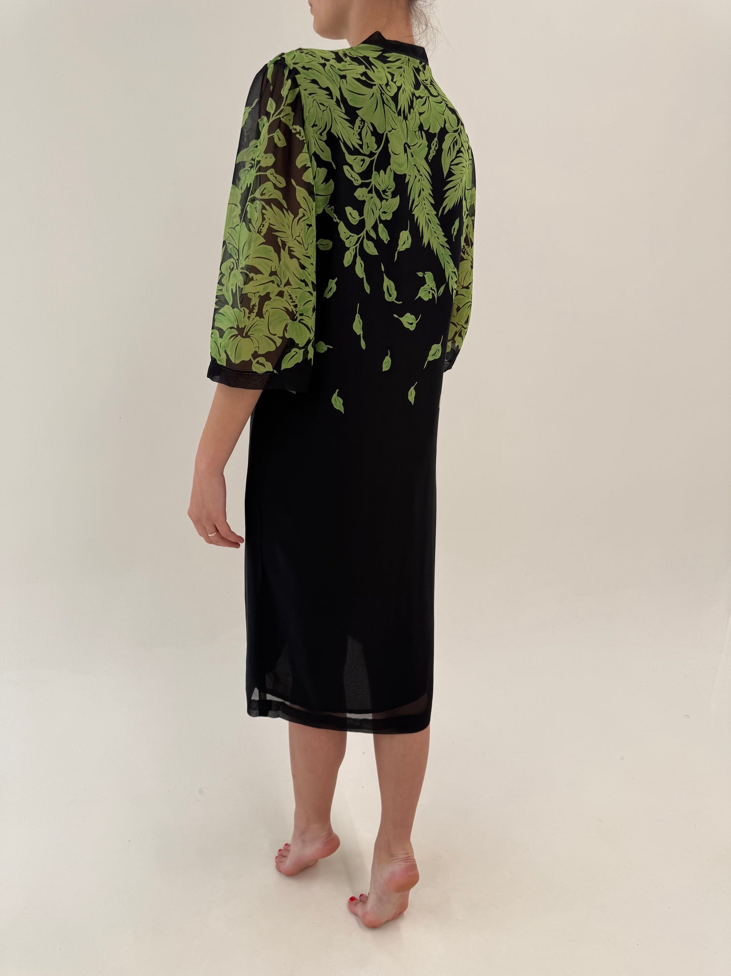 Rochie vintage din mătase naturală de la business la cocktail cu print organic