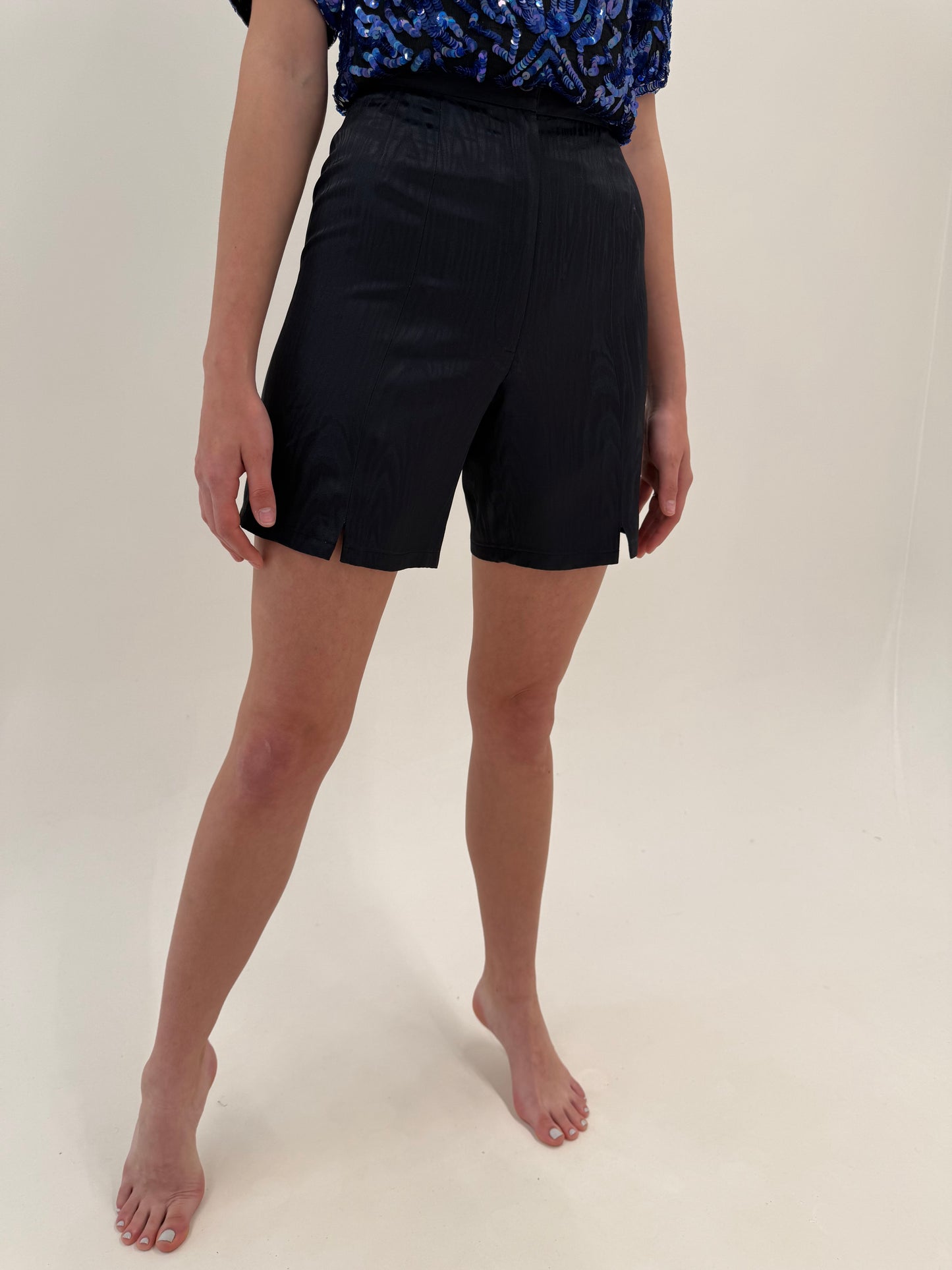 Pantaloni vintage satinați  cu talie ultra înaltă de la zi la seară cu șliț fin