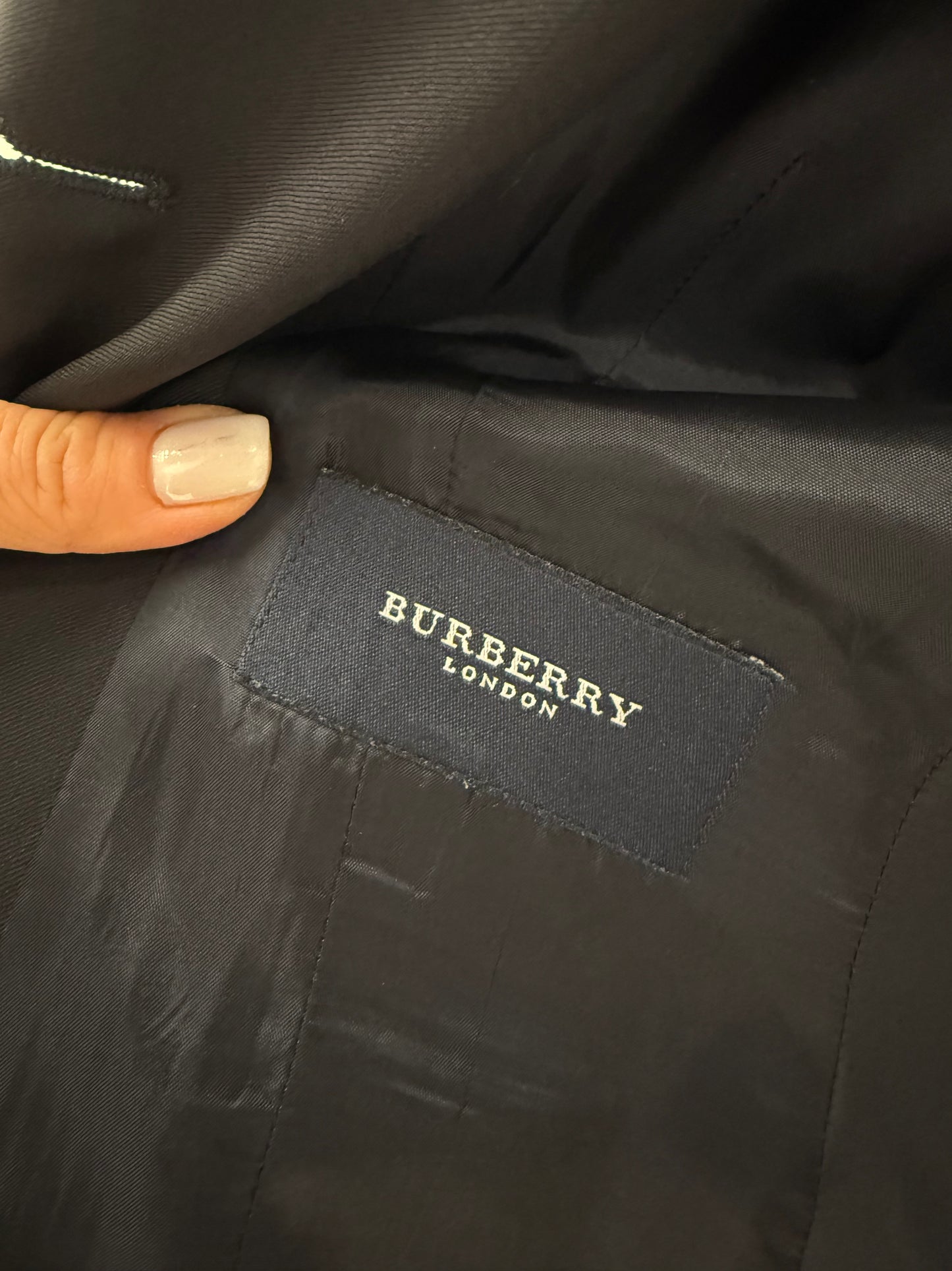 Deux piece Burberry business clasic cu sacou cambrat și fustă creion Navy blue