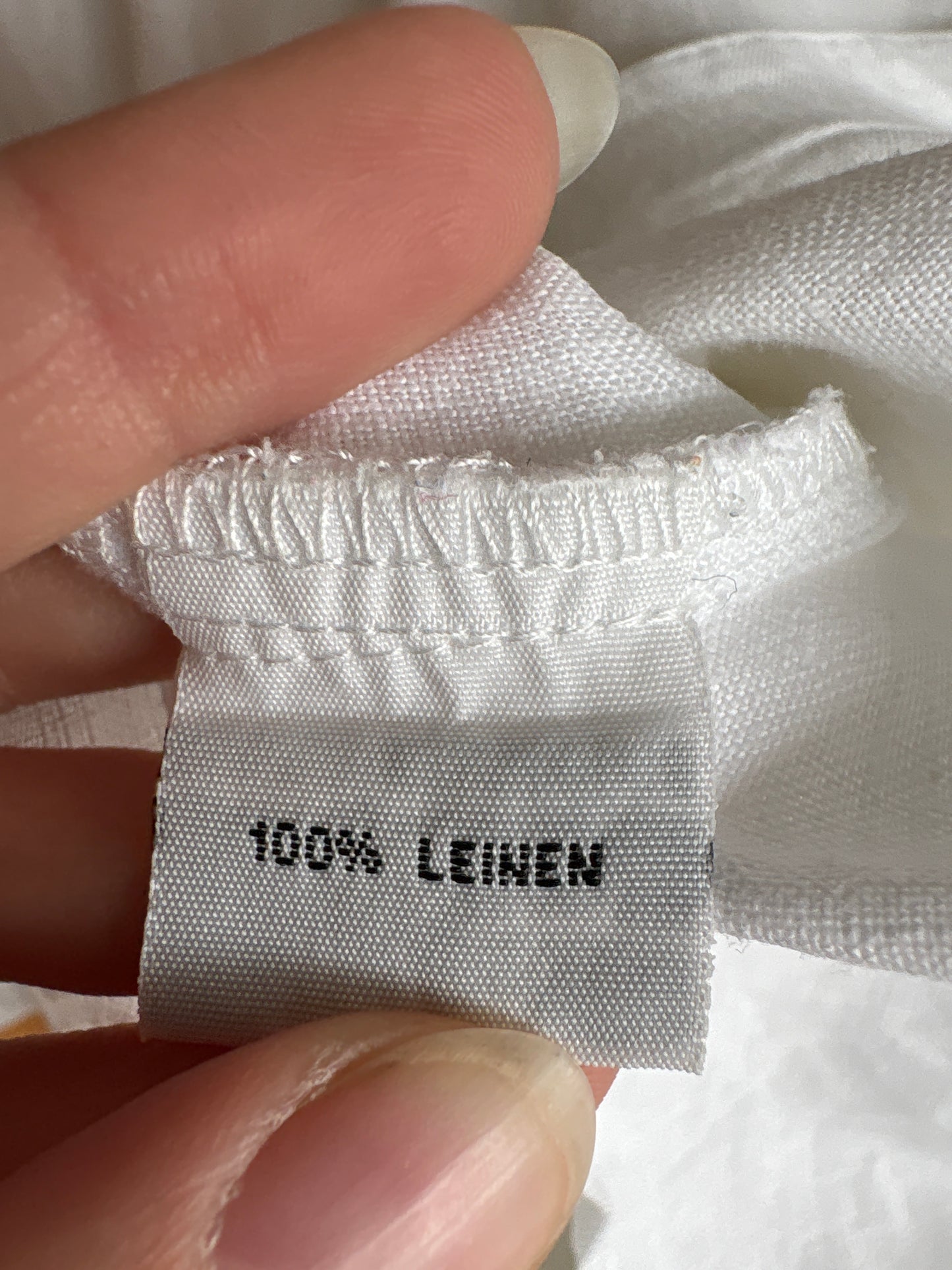 Cămașa vintage din in excepțional cu lucrătură manuală în croi elaborat