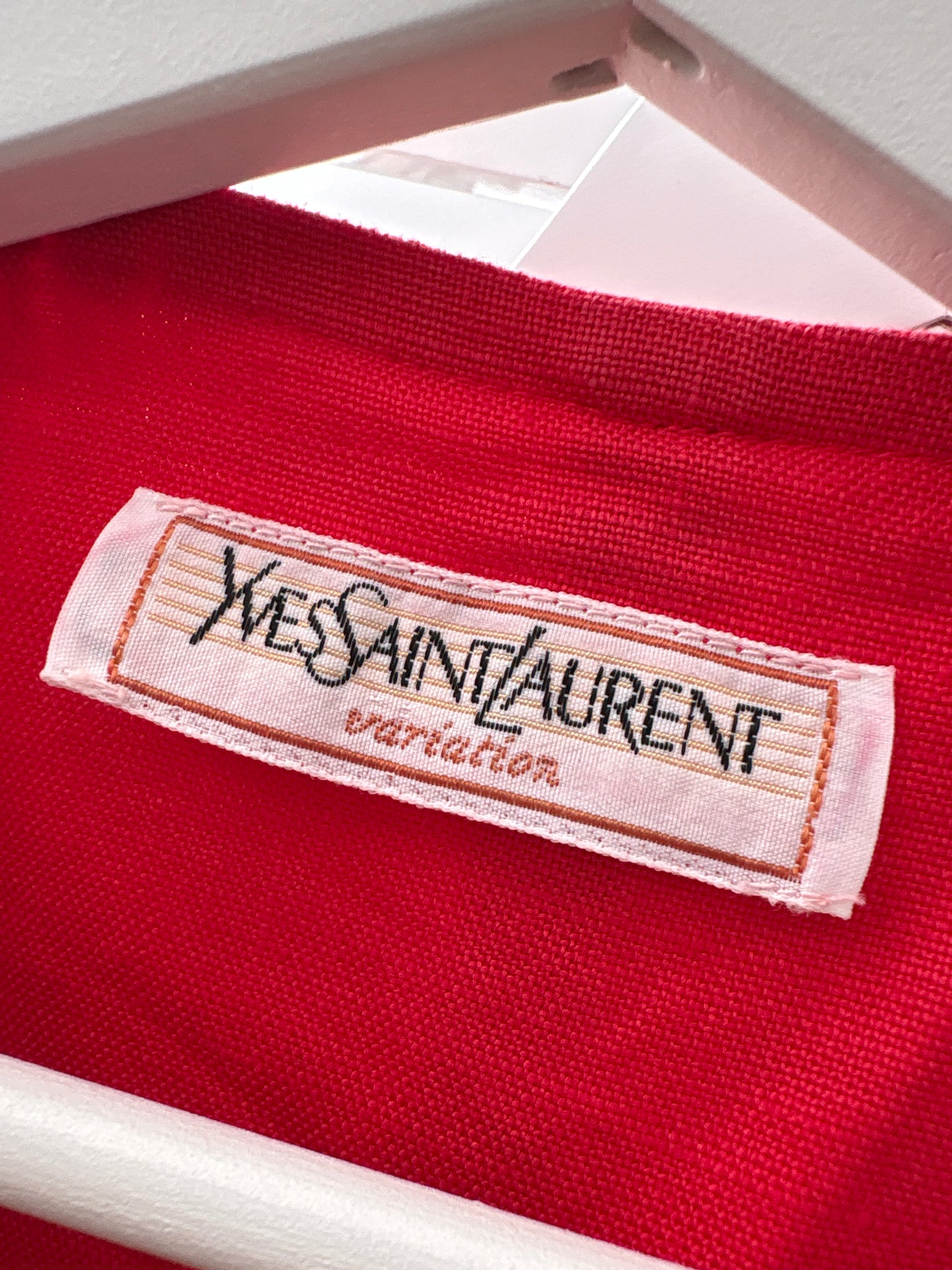 Rochie vintage Yves Saint Laurent din pânză structurată de in cu nasturi metalici aurii