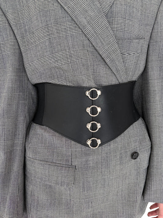 Brâu modelator din piele naturală cu feronerie argintie