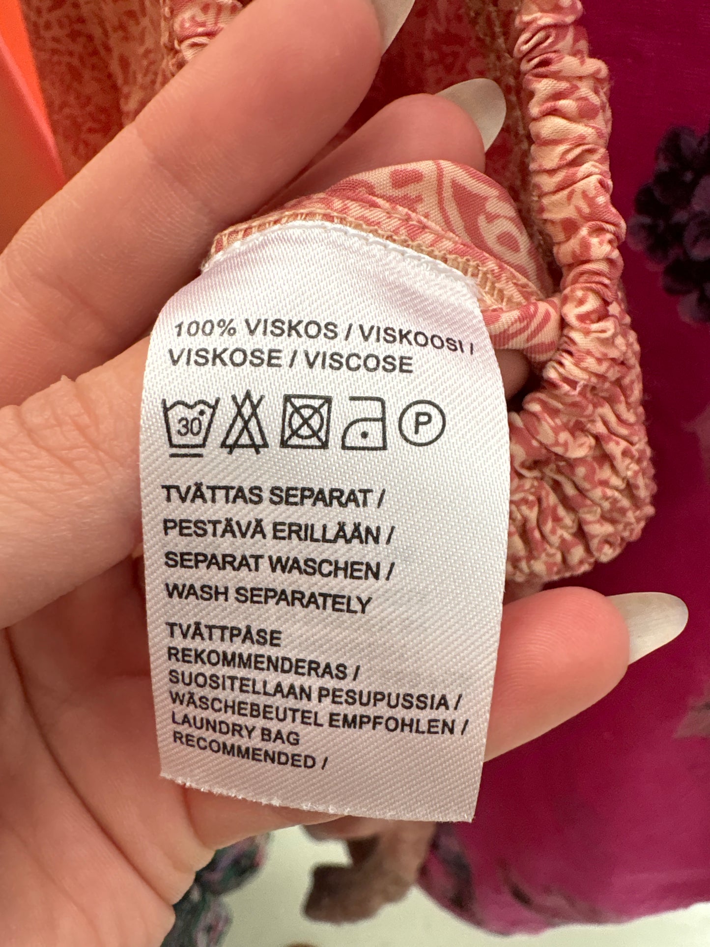 Pantaloni palazzo în degrade cu print stilizat super vaporoși ușor satinați