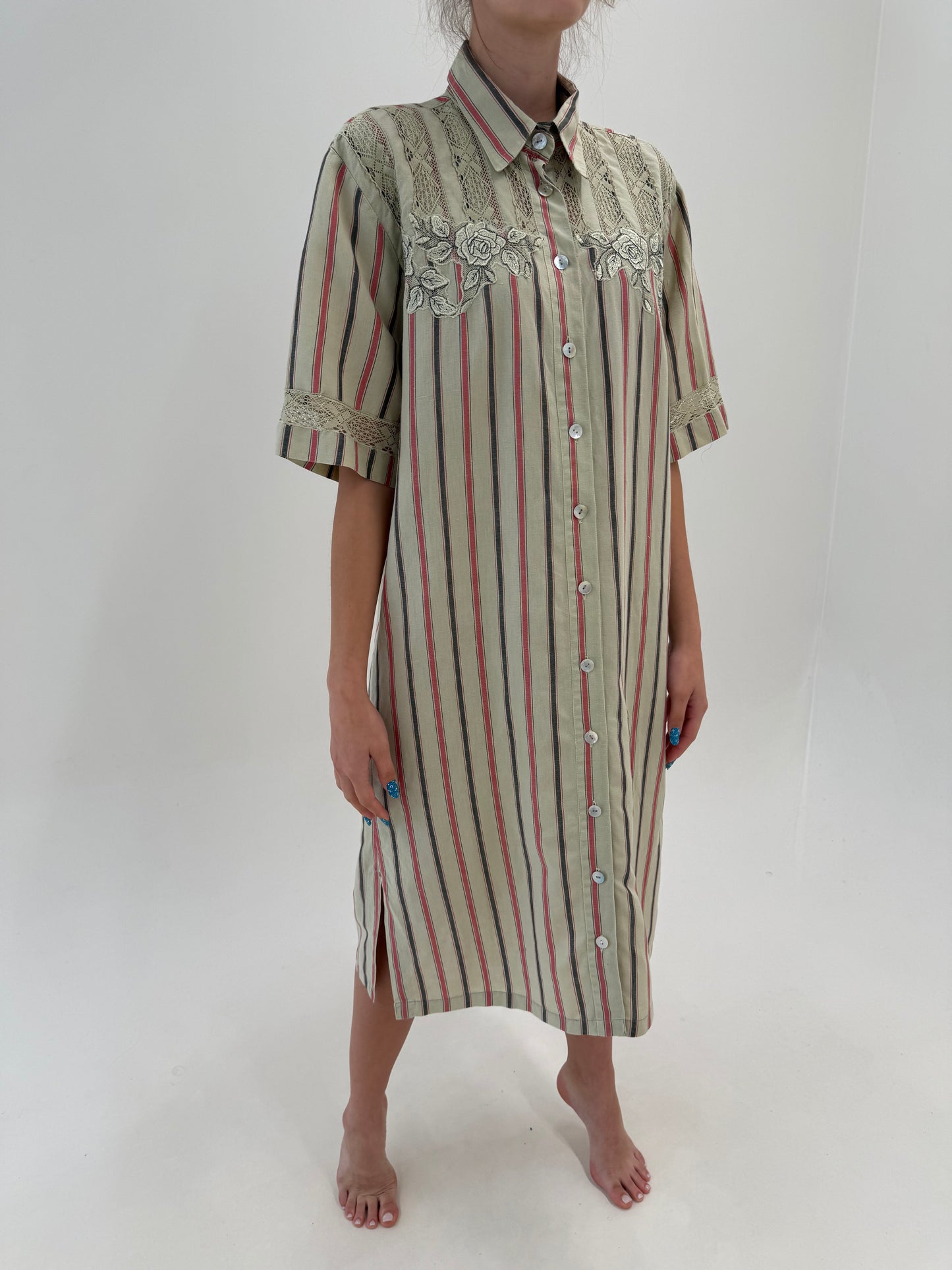 Rochie vintage italiană din pânză excepțională de in cu broderie și macrame