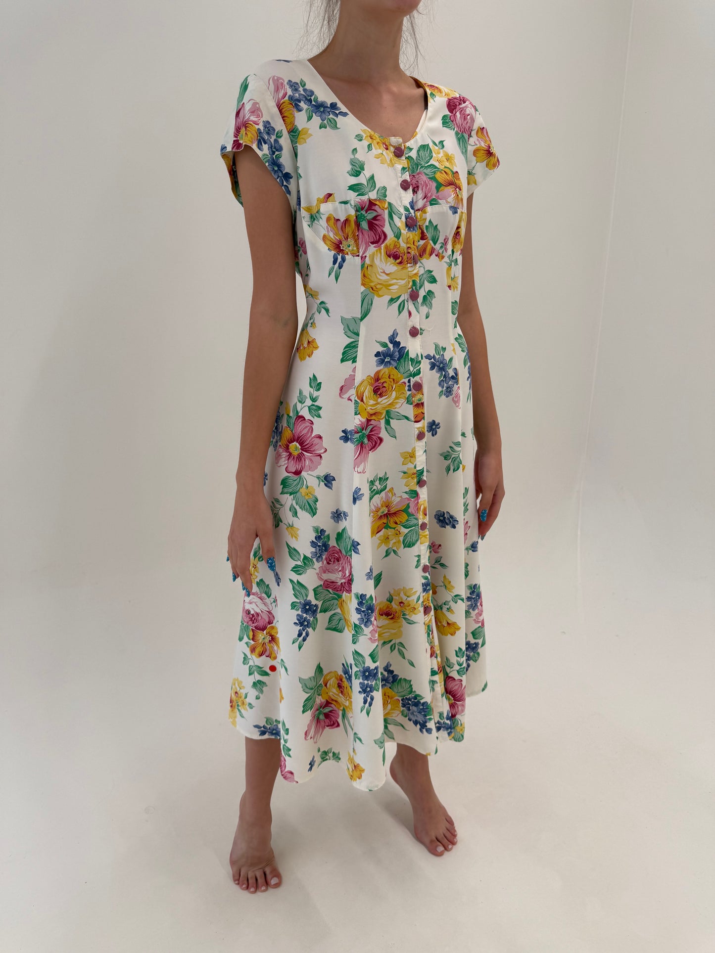 Rochie vintage maxi cu talie cambrata super vaporoasă și print floral superb
