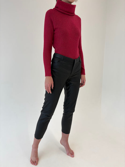 Pantaloni petite din piele naturală ușor strech