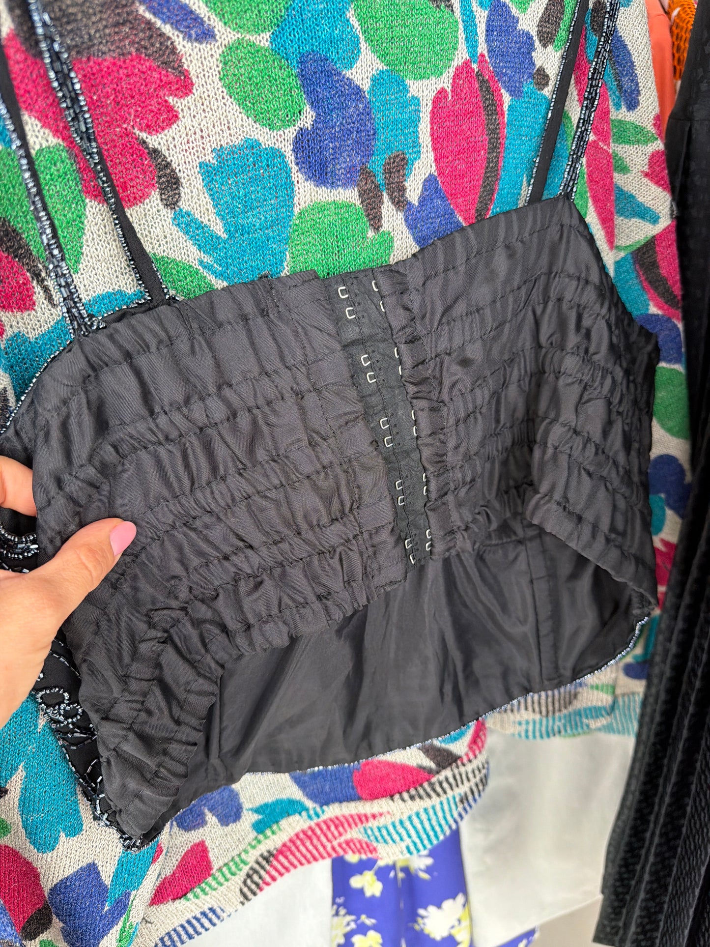 Corset vintage negru bijuterie cu aplicații manuale și cupe interioare