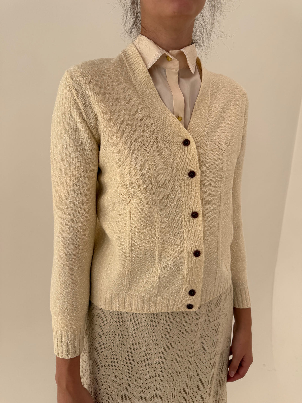 Cardigan ivoire din lana extrafina cu noduri fine superbă
