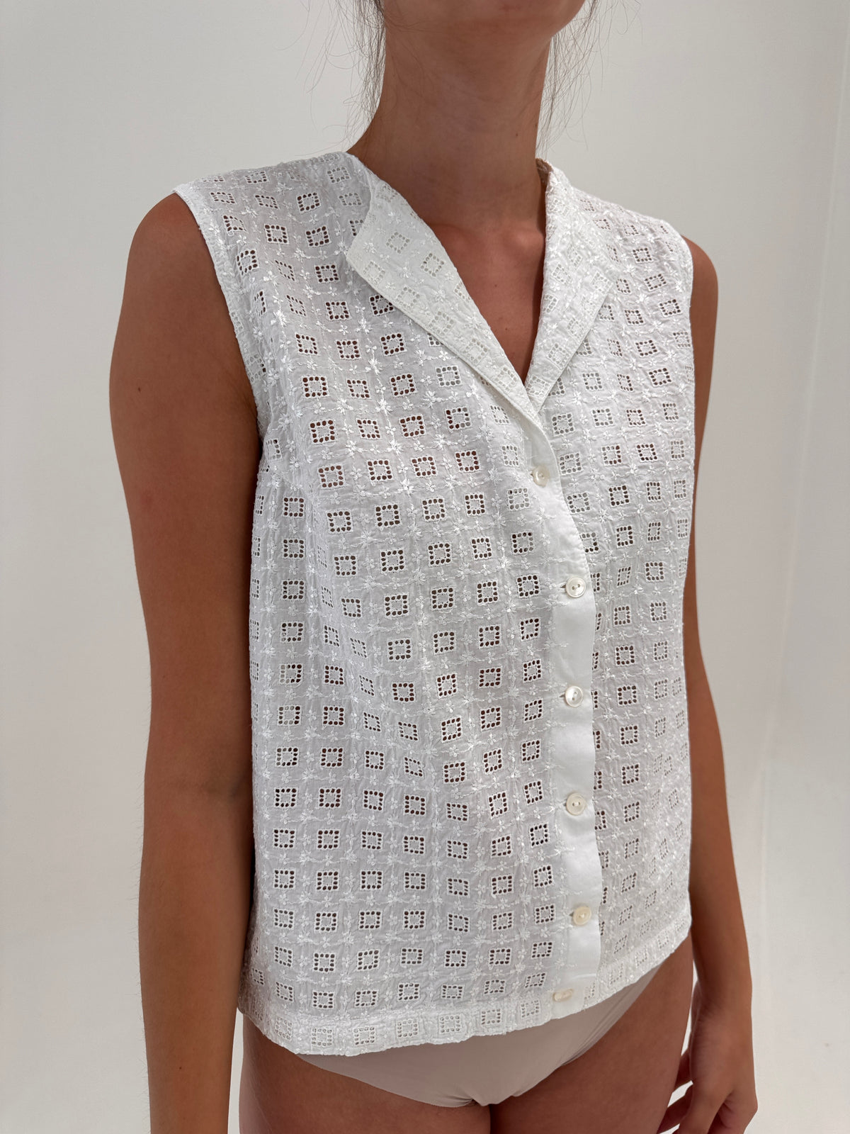 Cămașa vintage din bumbac luxury cu broderie și broderie anglaise