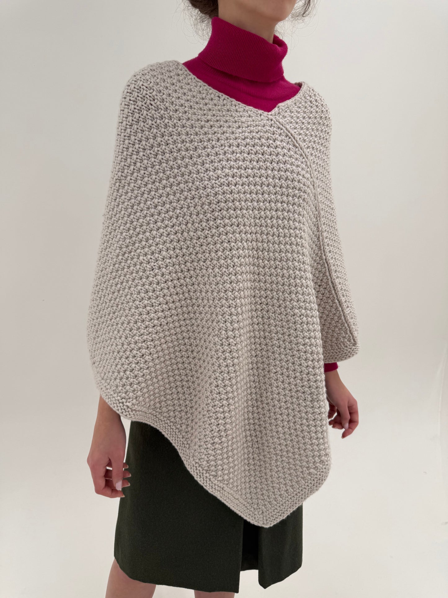 Capa din tricot texturat de lana extrafina excepțională silver gray