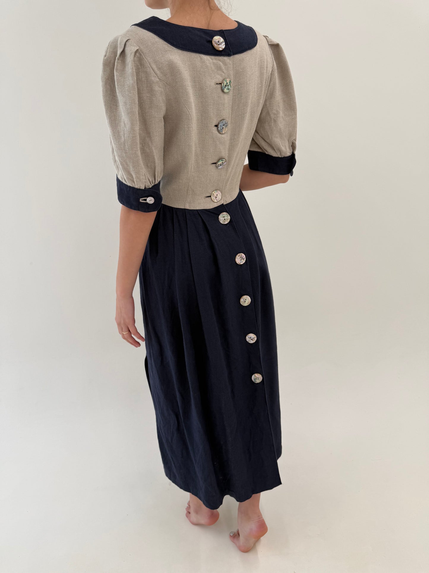 Rochie vintage colorblock din pânză grea de in cu corsaj Navy și sand nude