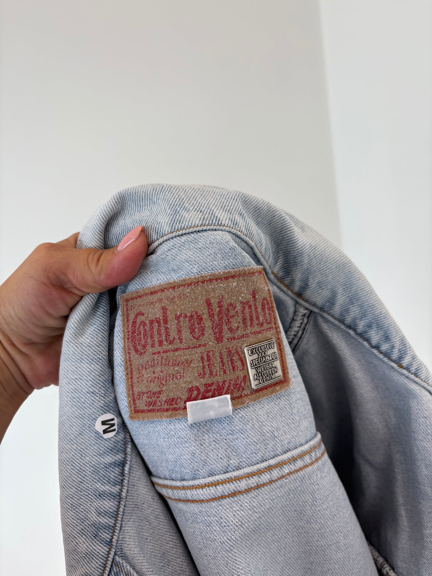Geacă old vintage anii 80 din jeans tall