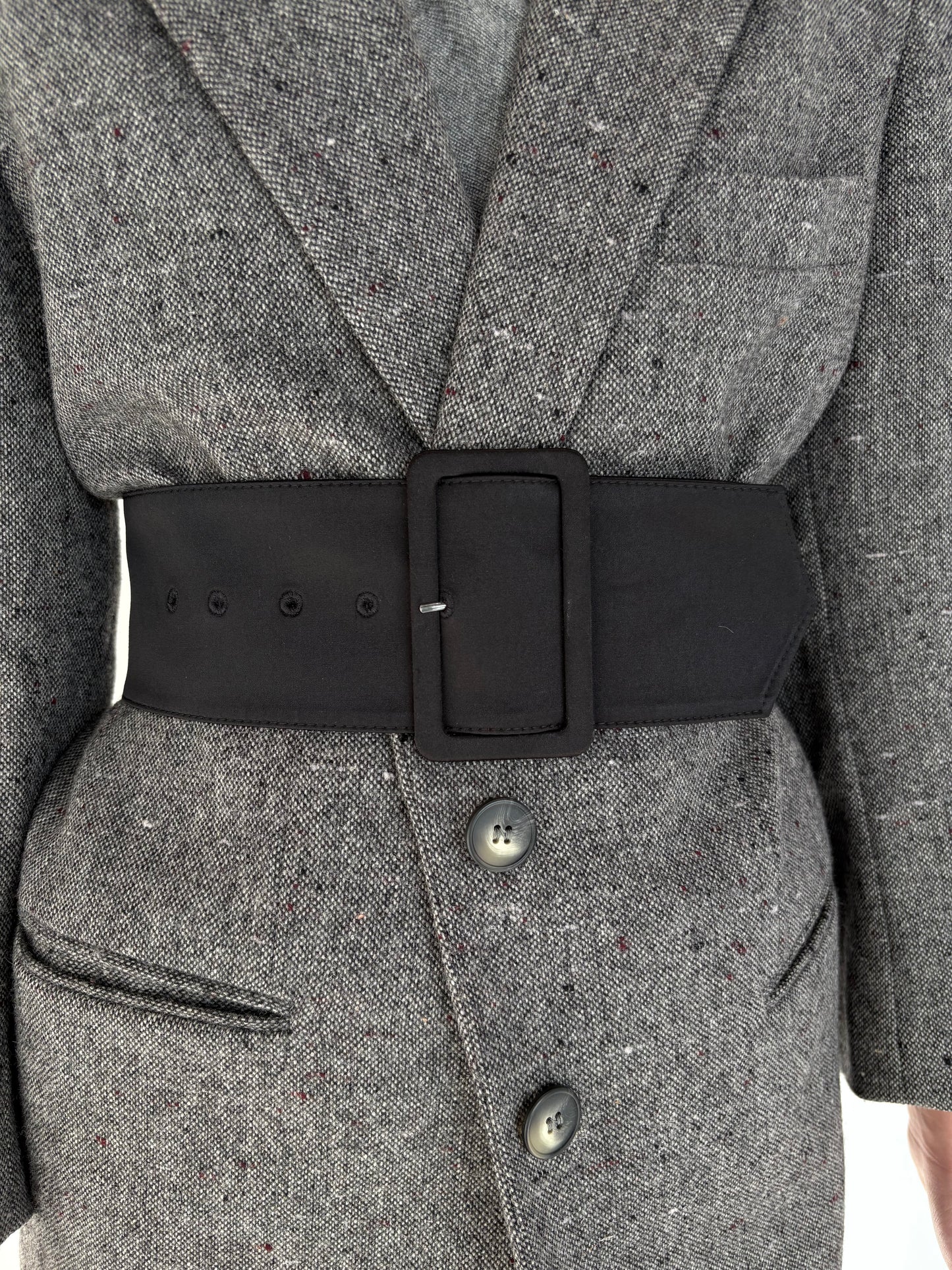 Centura neagră de la zi la seară