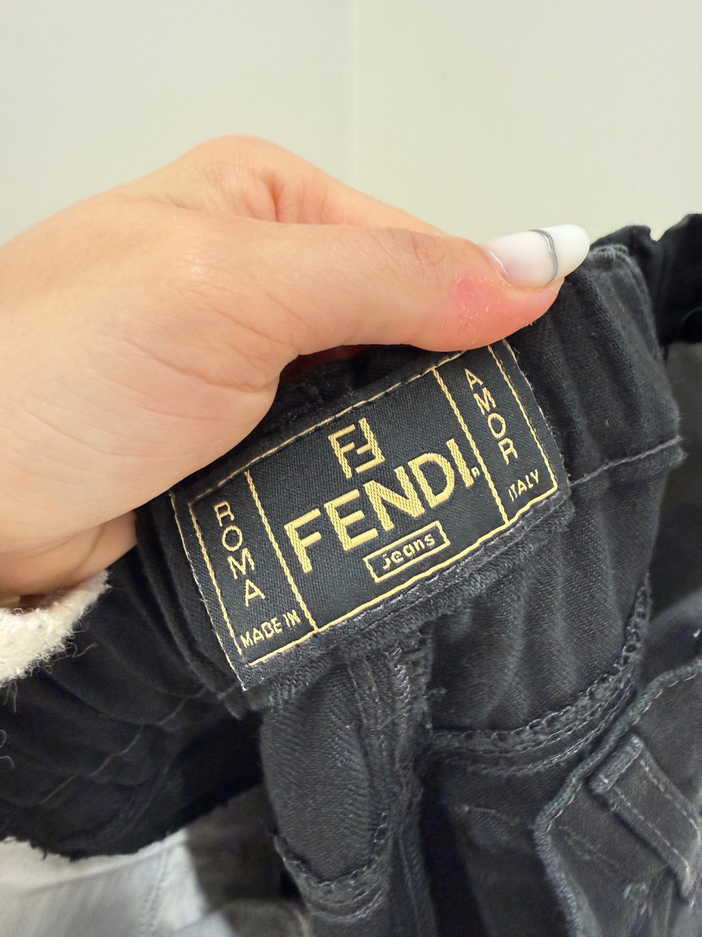 Jeans vintage Fendi negri cu talie înaltă elastica mom fit