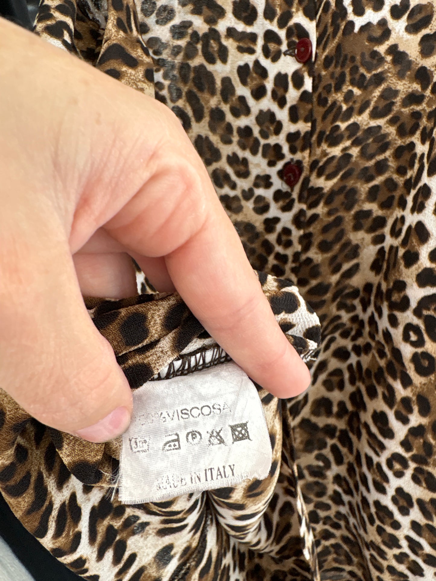 Cămașa italiană animal print în croi minimalist