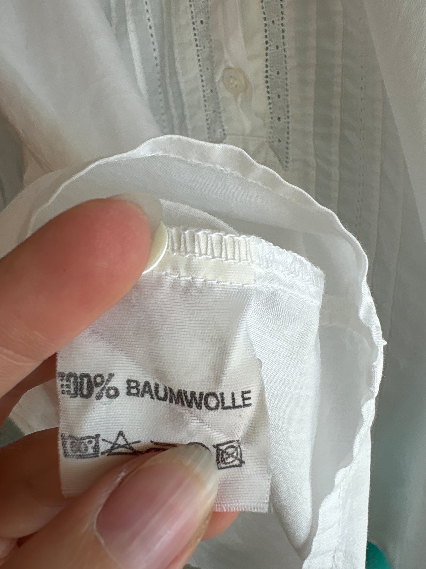 Cămașa vintage din bumbac premium cu mânecuțe ușor bufante și broderie anglaise