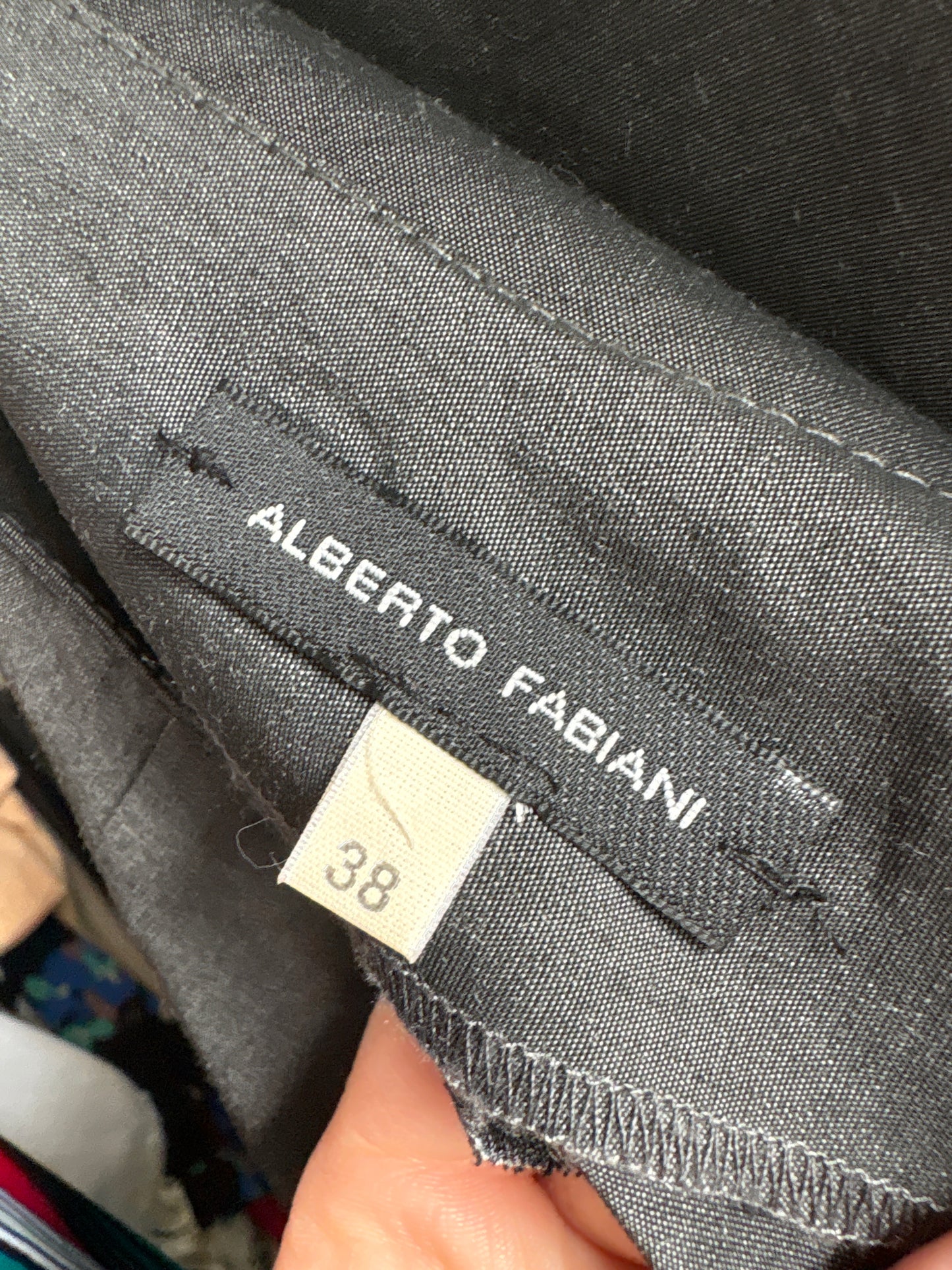 Costum business de vară din stofita excepțională lightweight în croi actual