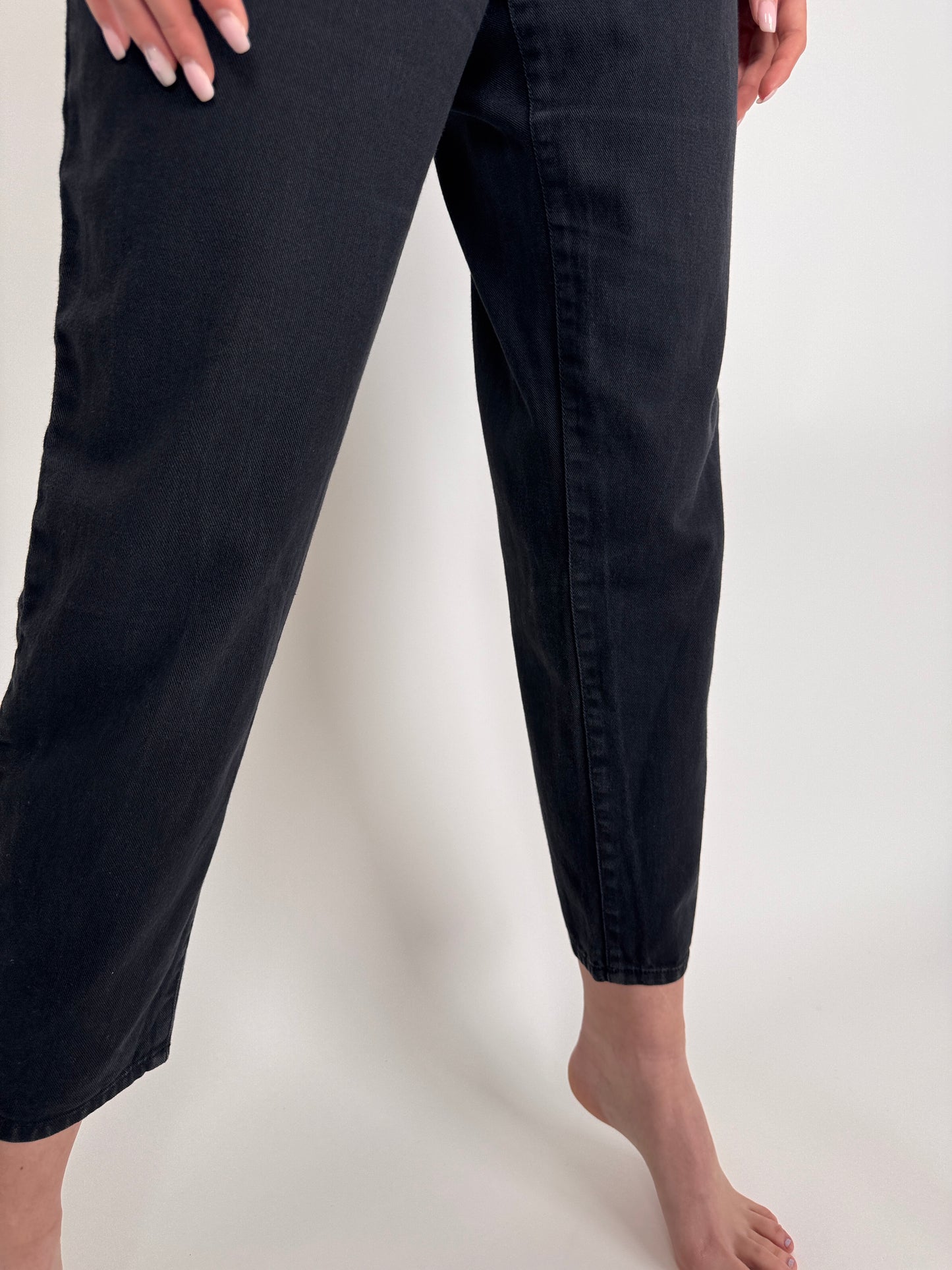 Jeanși vintage mom fit cu talie ultra înaltă