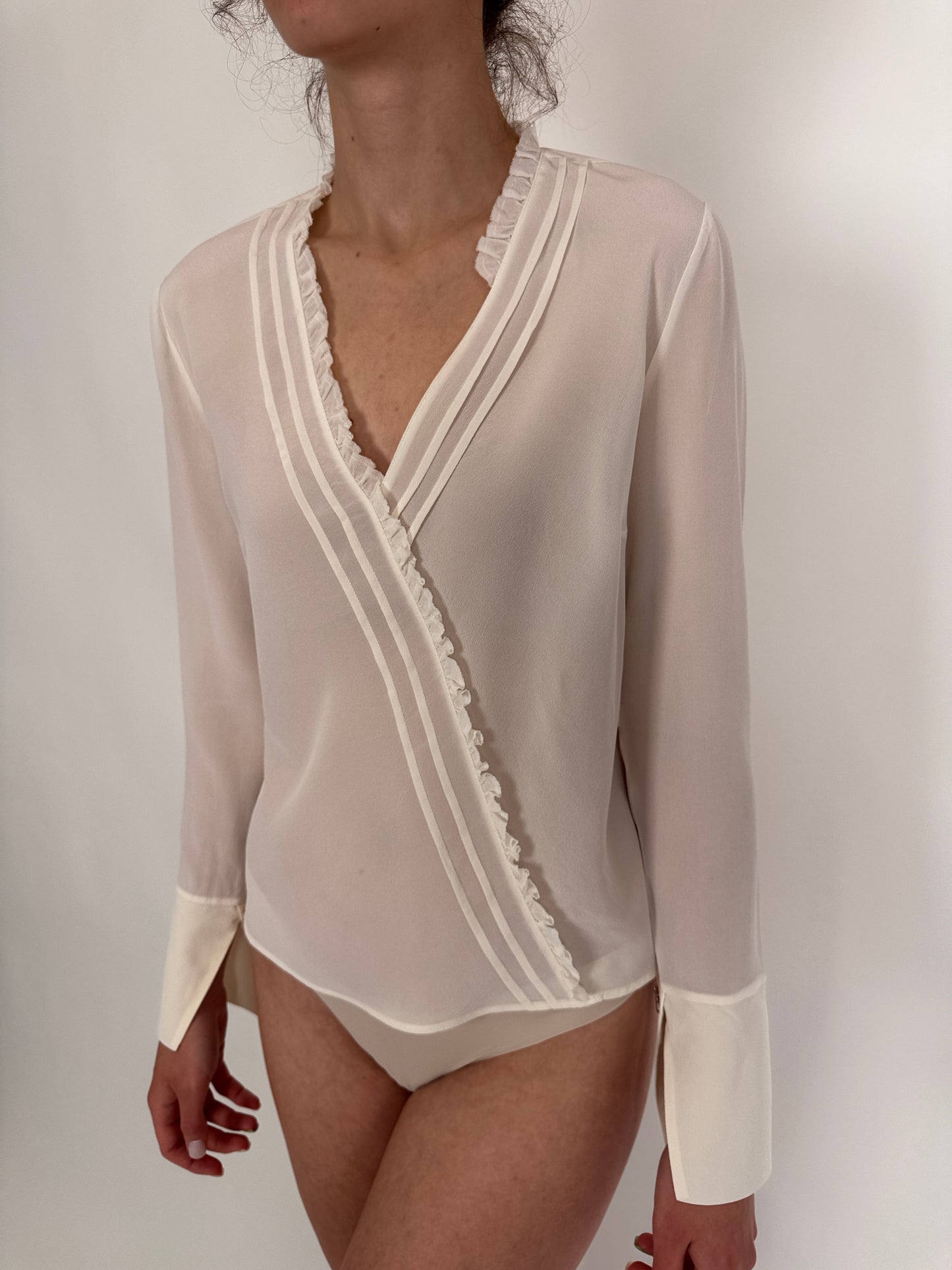 Cămașa luxury Patrizia Pepe din mătase naturală
