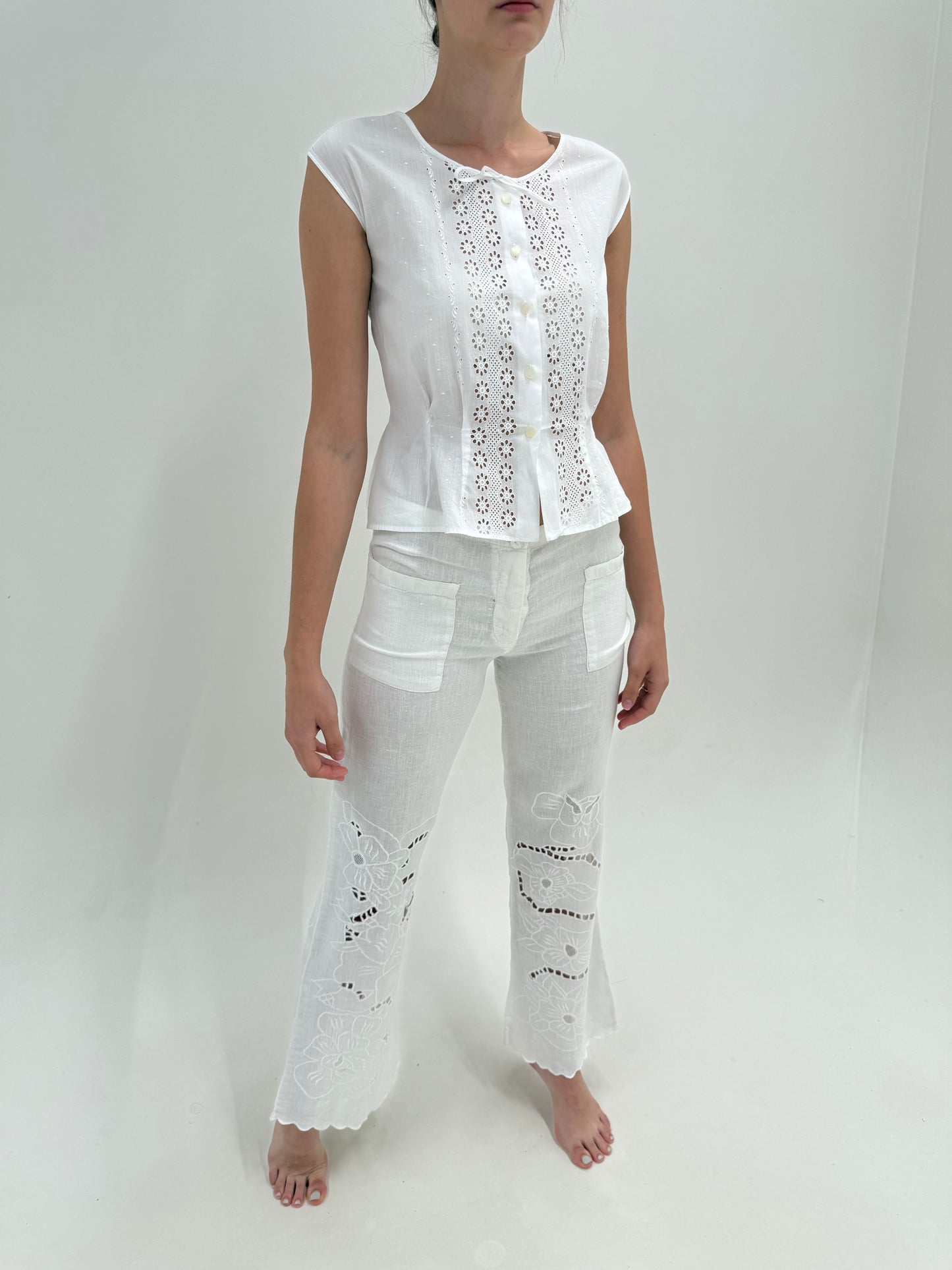 Pantaloni de brand luxury italian din in Antica Sartoria Italiana cu broderie anglaise