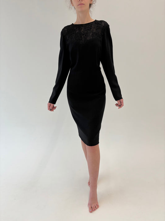 LBD vintage din stofă extrafina de lana cu inserții de dantelă