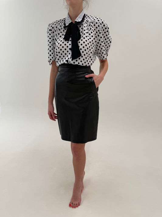 Fustă din piele naturală extrem de moale cu buzunare și talie ultra înaltă