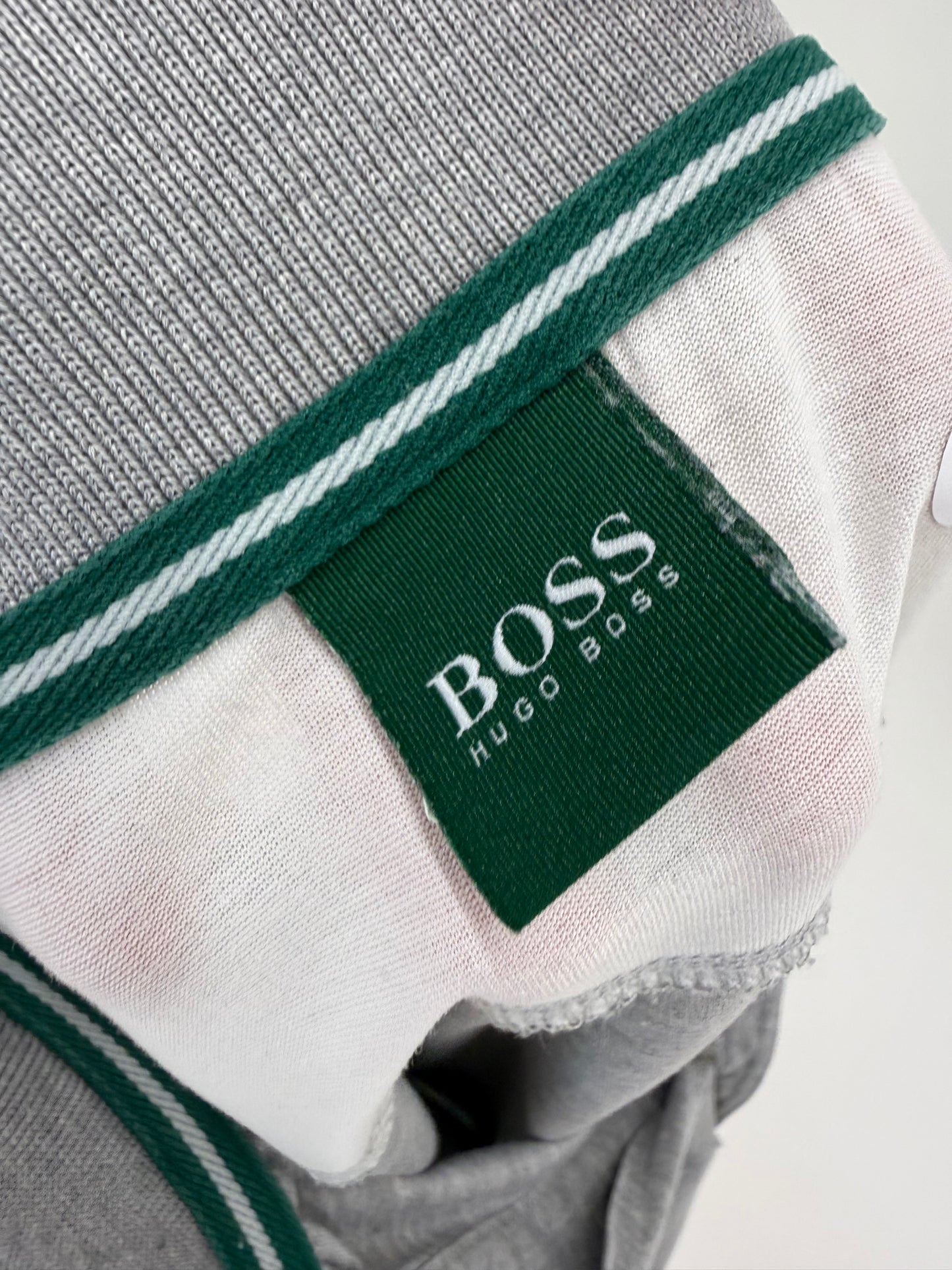 Top polo Hugo Boss cu influențe casual din bumbac premium